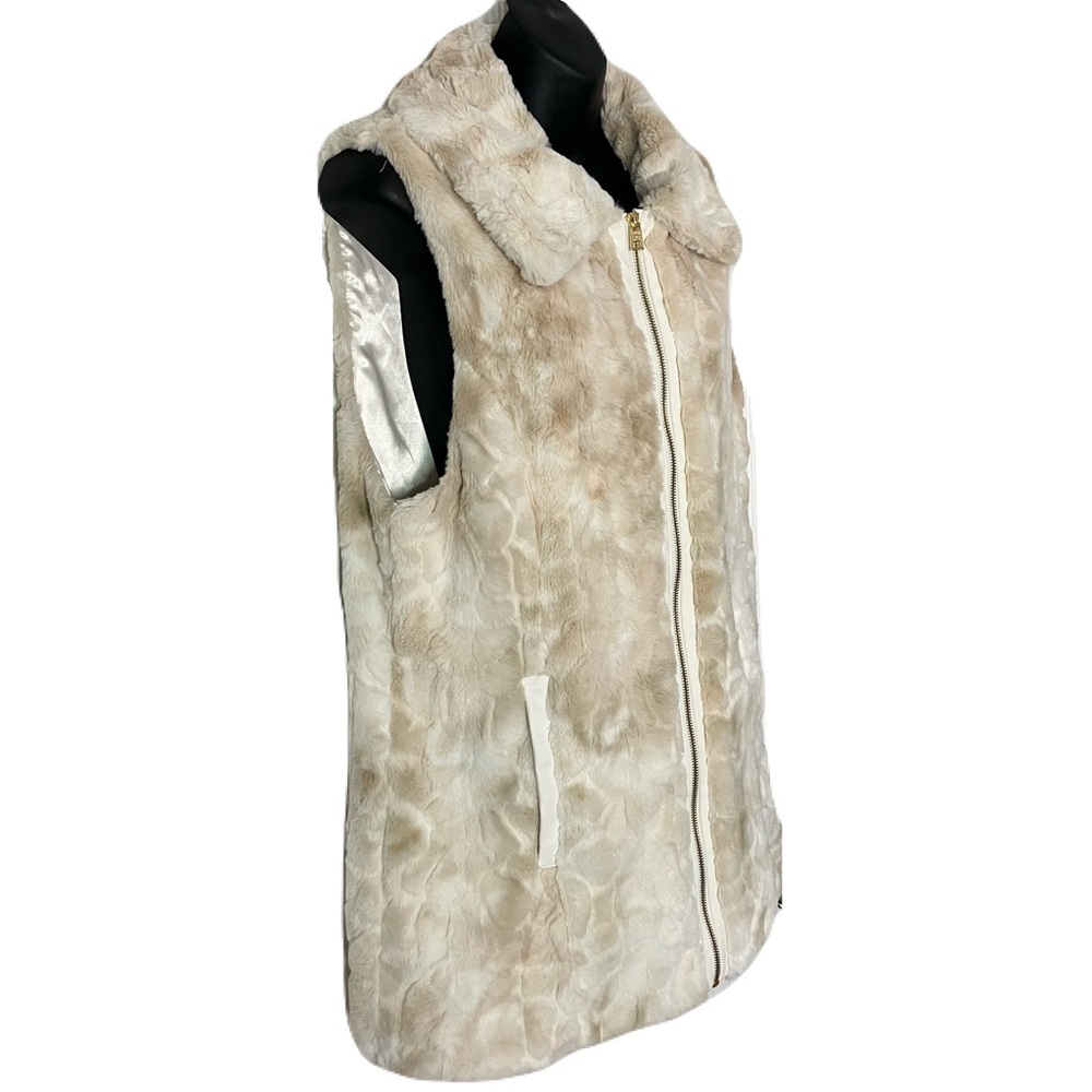 Marc New York Neutral Faux Fur Vest with Leather Detail on Zipper and Pockets